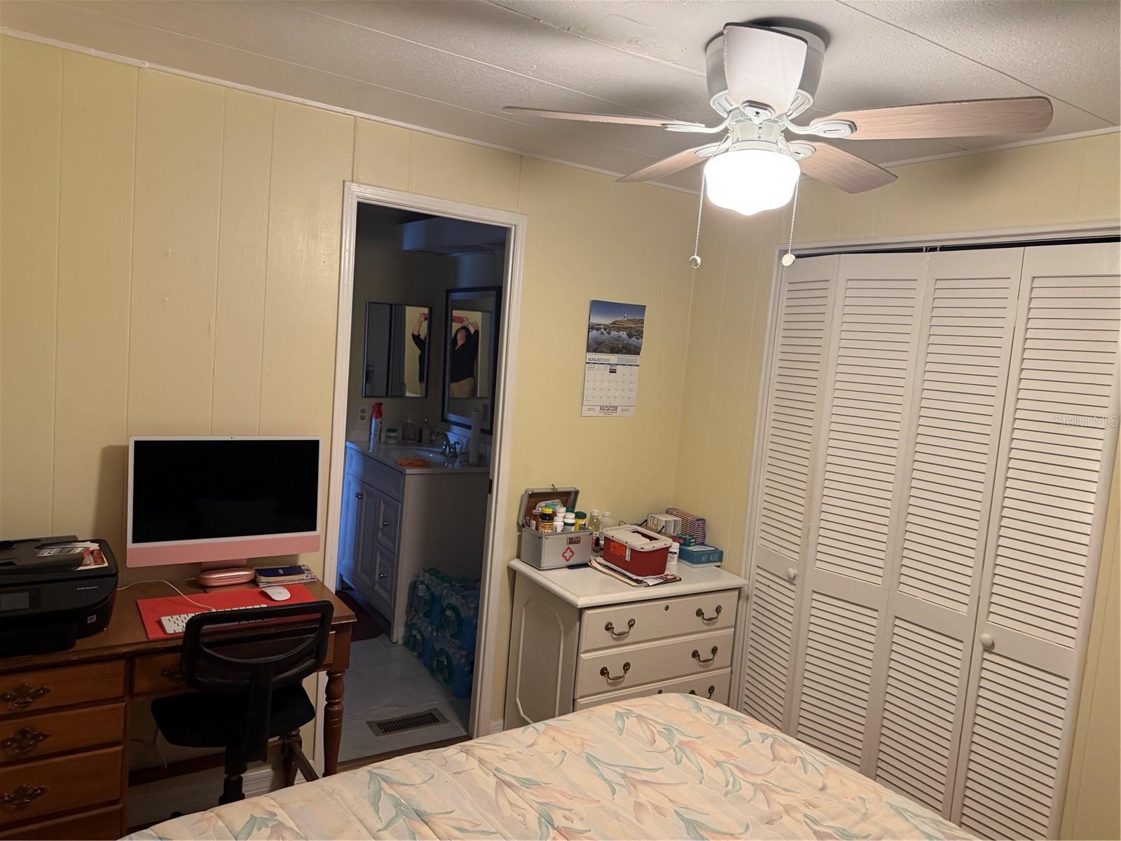 Image 14 of 27 For 8869 Highpoint Boulevard