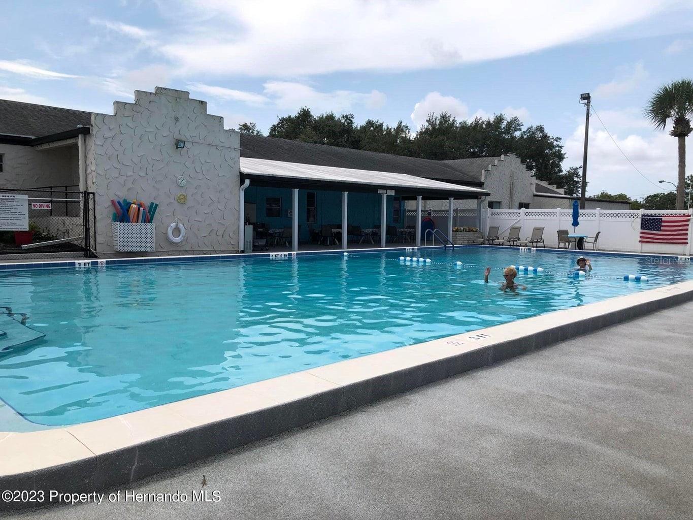 Image 26 of 27 For 8869 Highpoint Boulevard