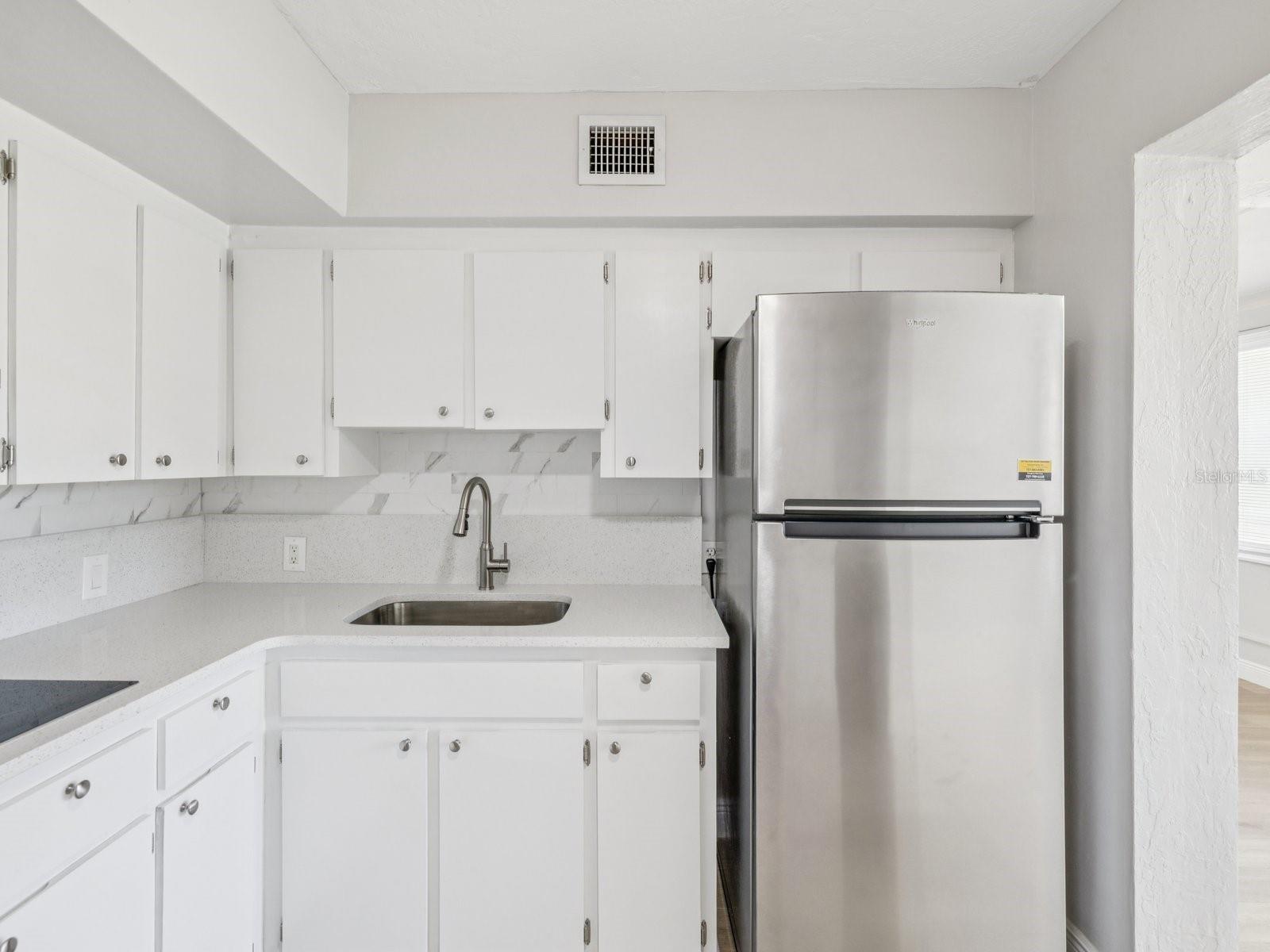 Image 14 of 65 For 2433 Brazilia Drive 43