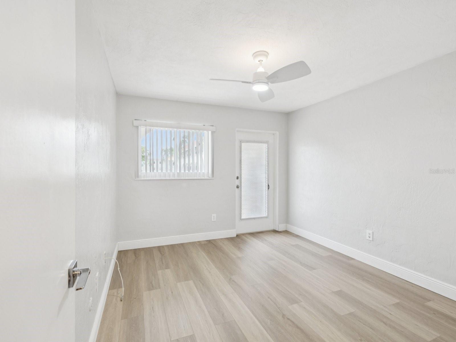 Image 27 of 65 For 2433 Brazilia Drive 43