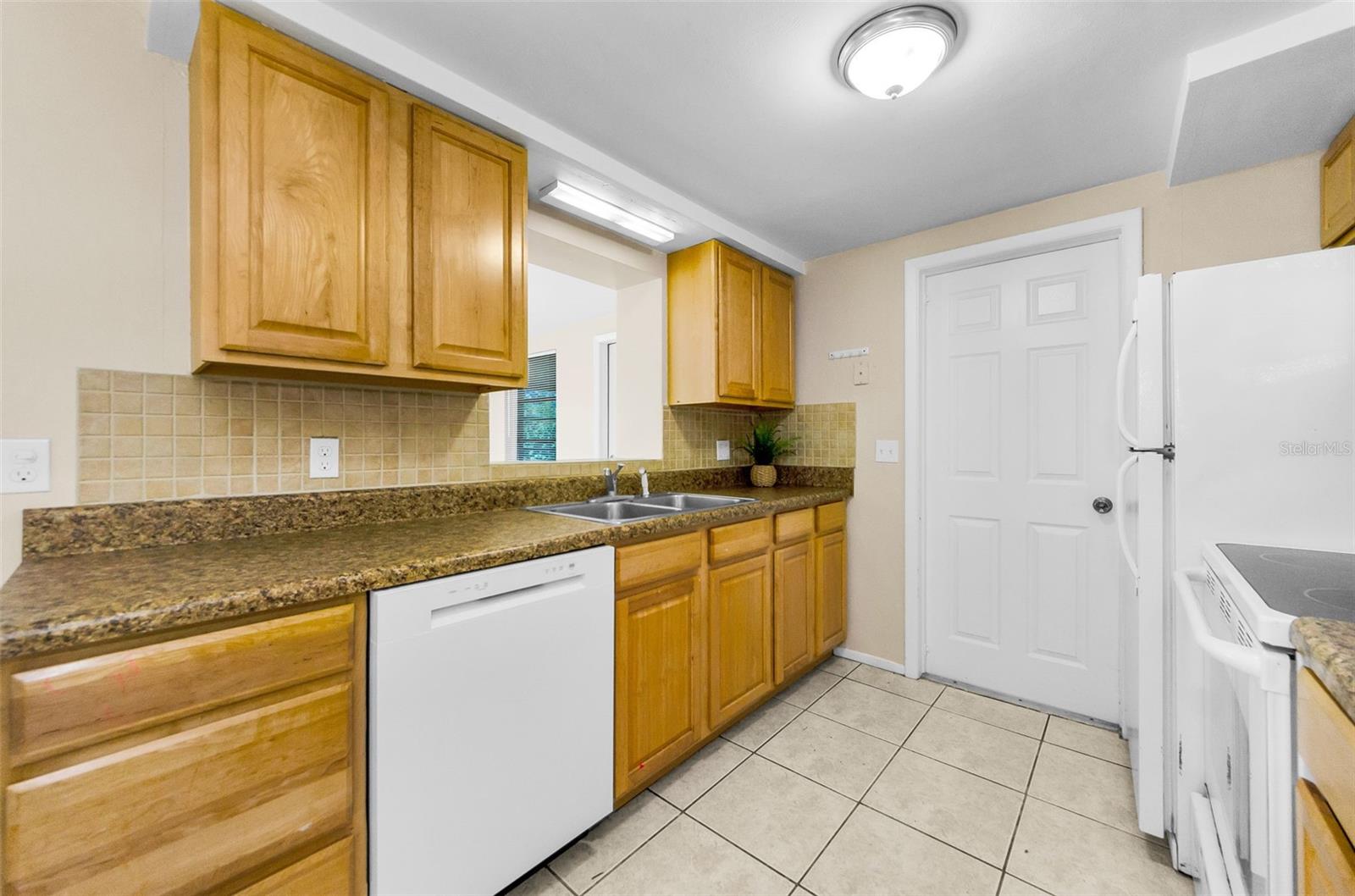 Image 16 of 37 For 5240 Bob White Drive
