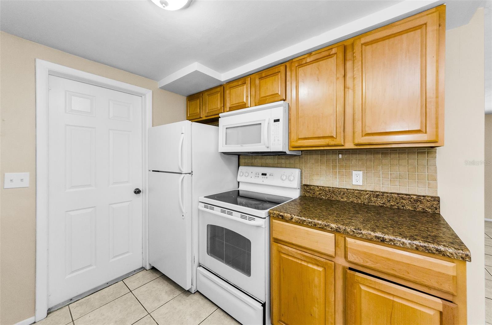 Image 17 of 37 For 5240 Bob White Drive