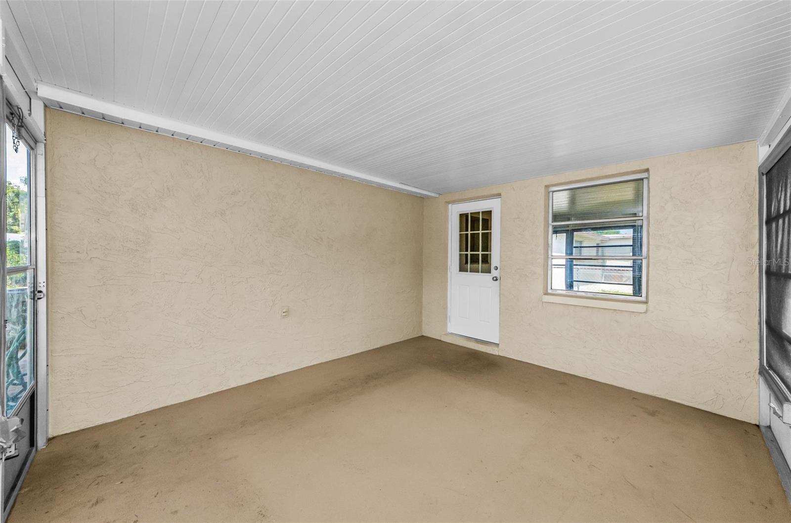 Image 33 of 37 For 5240 Bob White Drive