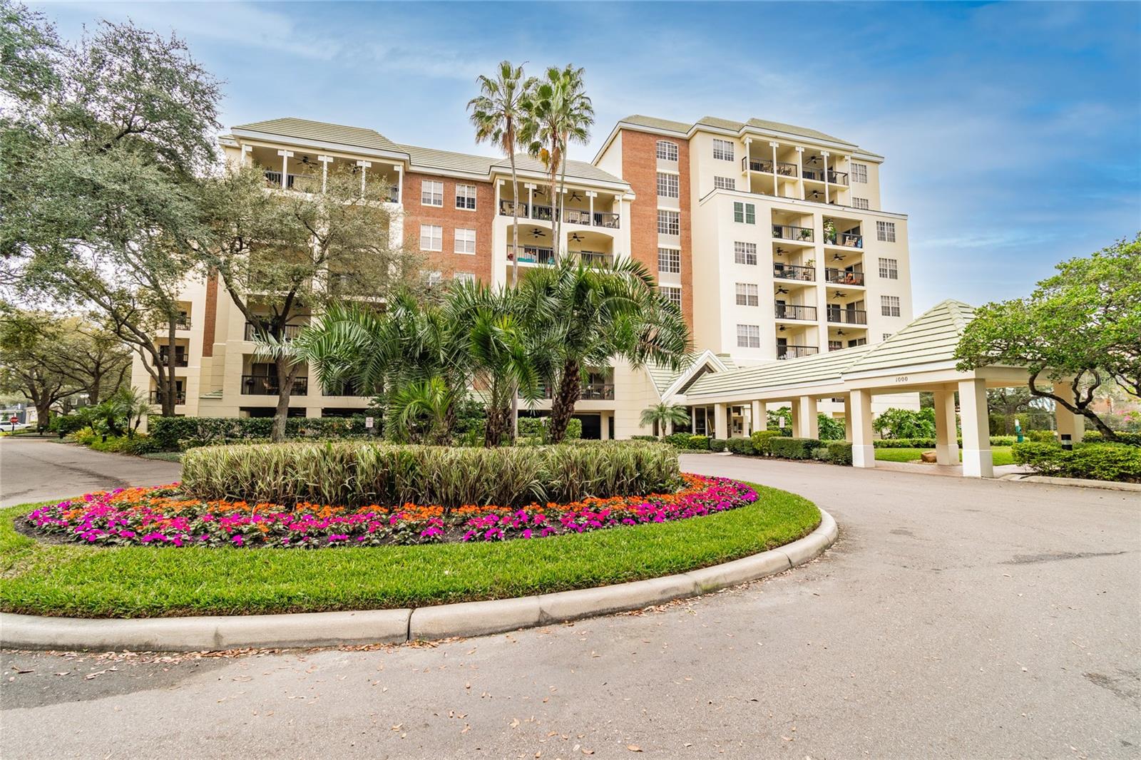 Image 15 of 21 For 1002 Harbour Island Boulevard 1507
