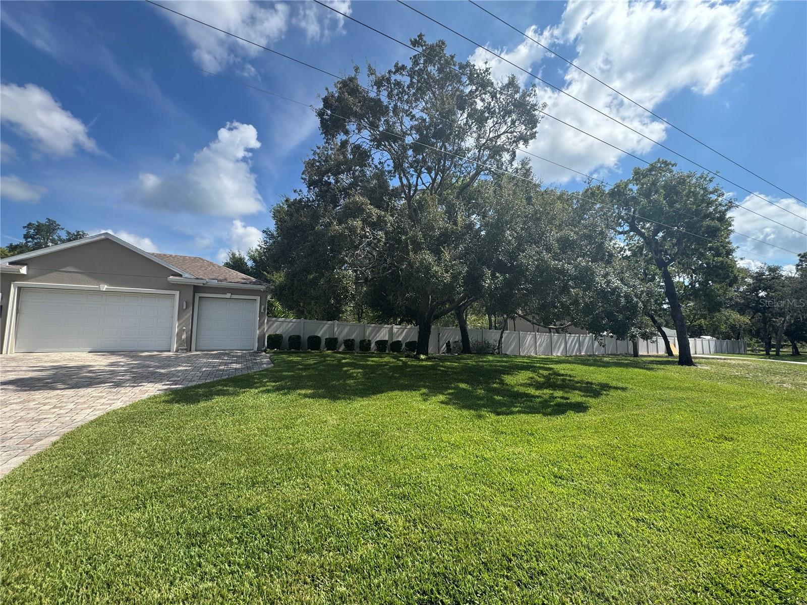 Image 10 of 40 For 15041 Woodcrest Road