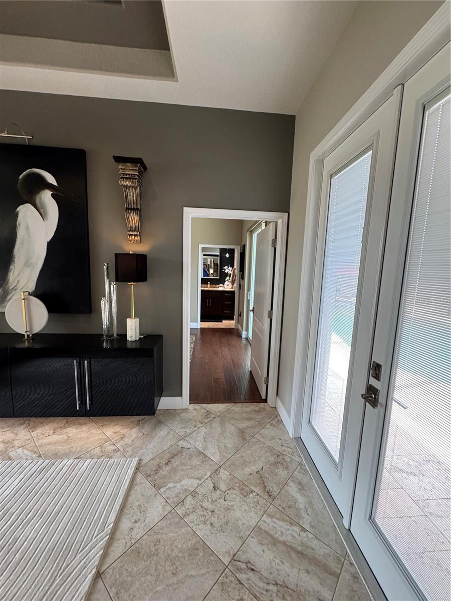 Image 6 of 40 For 15041 Woodcrest Road