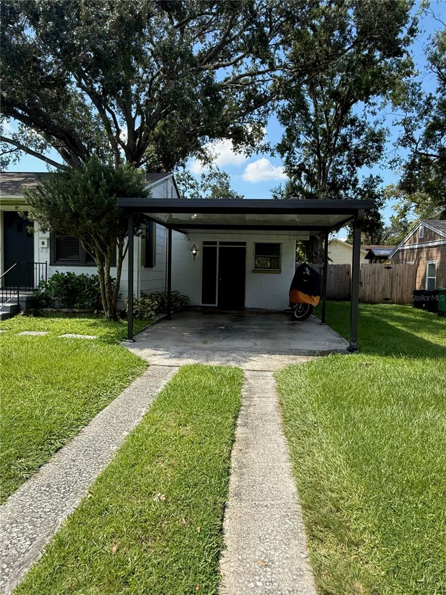Image 2 of 31 For 910 River Heights Avenue
