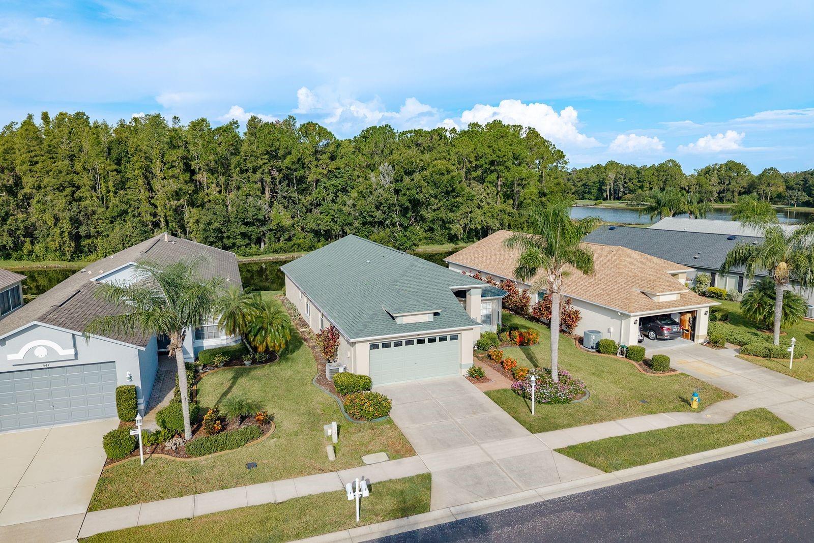 Listing photo id 36 for 1551 Westerham Loop