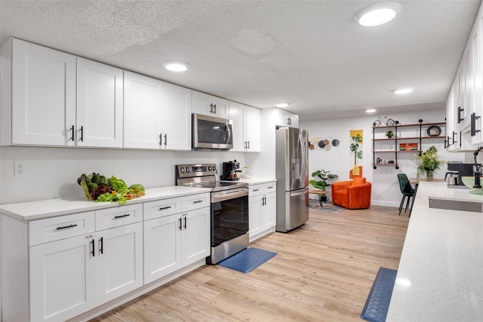 Image 11 of 29 For 3527 1st Avenue S