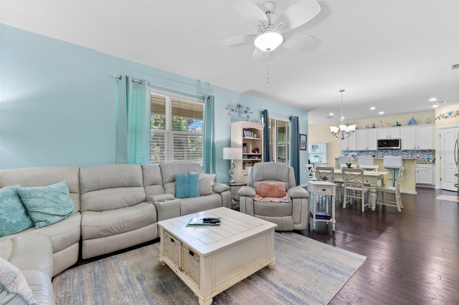 Listing photo id 8 for 3240 Macintosh Road