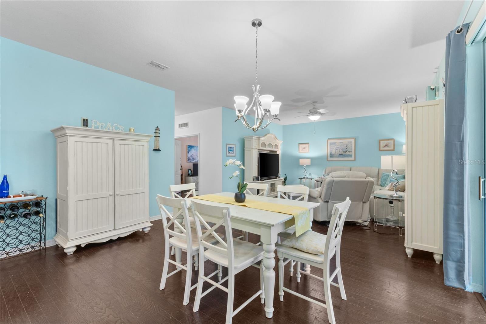 Listing photo id 11 for 3240 Macintosh Road
