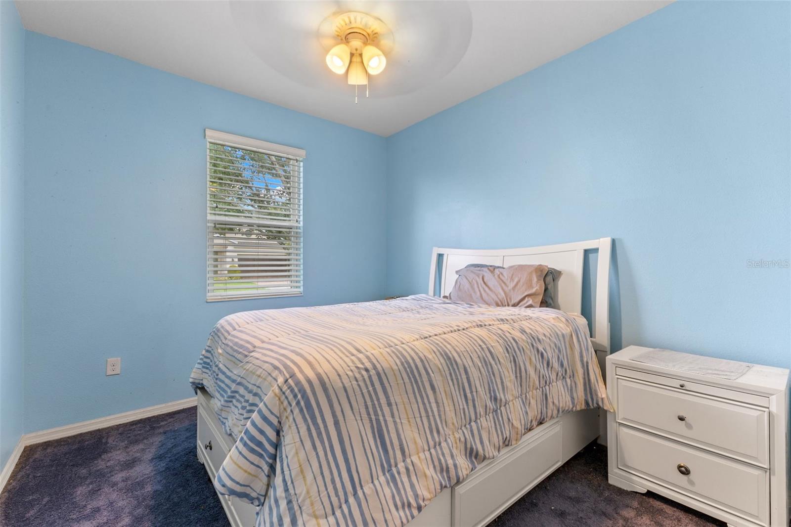 Listing photo id 19 for 3240 Macintosh Road