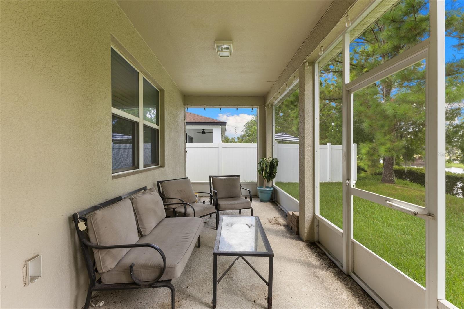 Listing photo id 24 for 3240 Macintosh Road