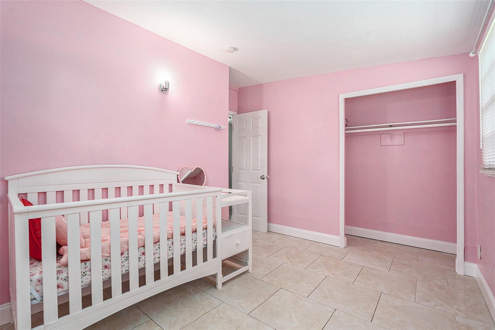 Image 24 of 39 For 2030 Windsor Way