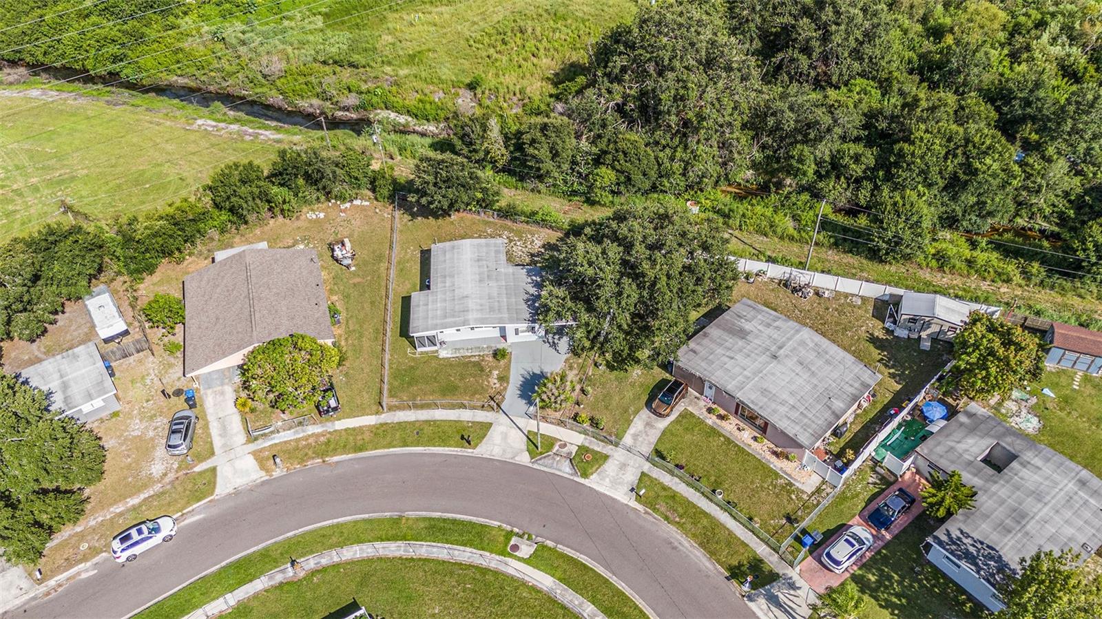 Image 38 of 39 For 2030 Windsor Way