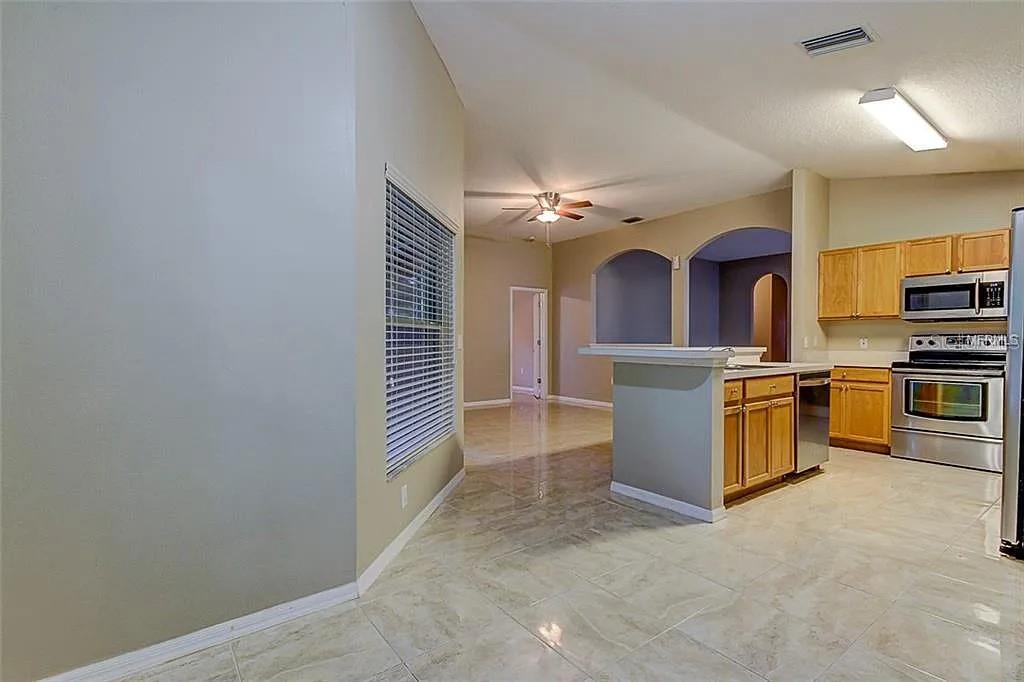 Image 12 of 25 For 7114 Hamilton Park Boulevard