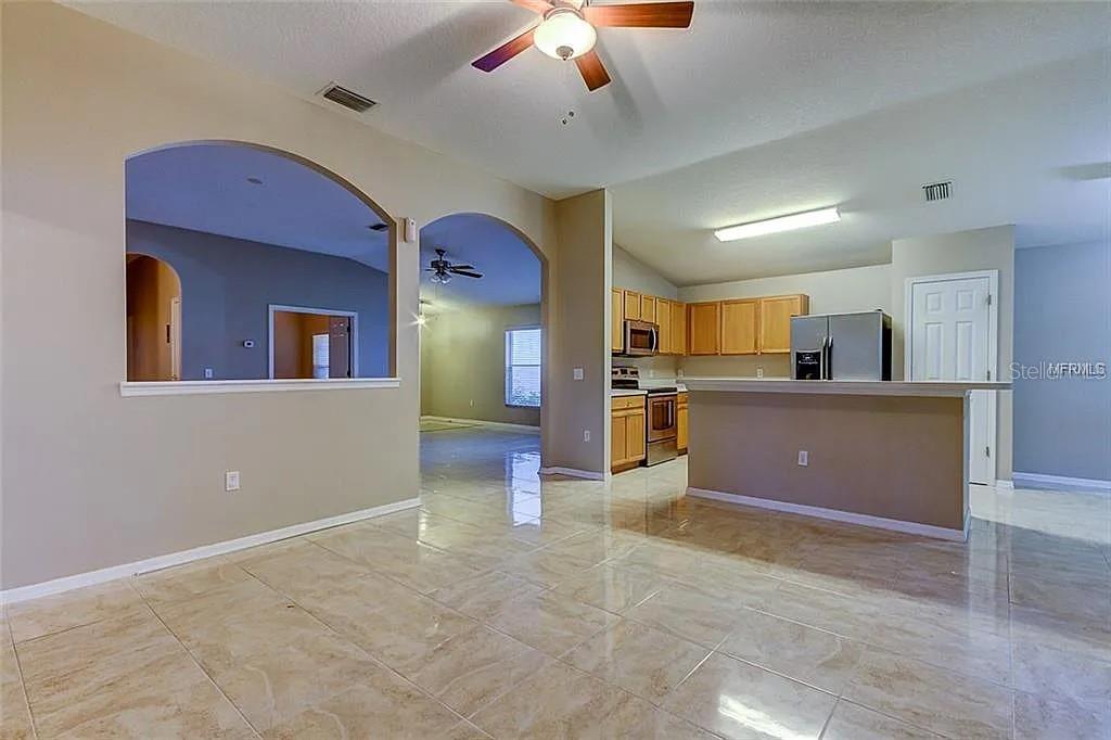 Image 5 of 25 For 7114 Hamilton Park Boulevard