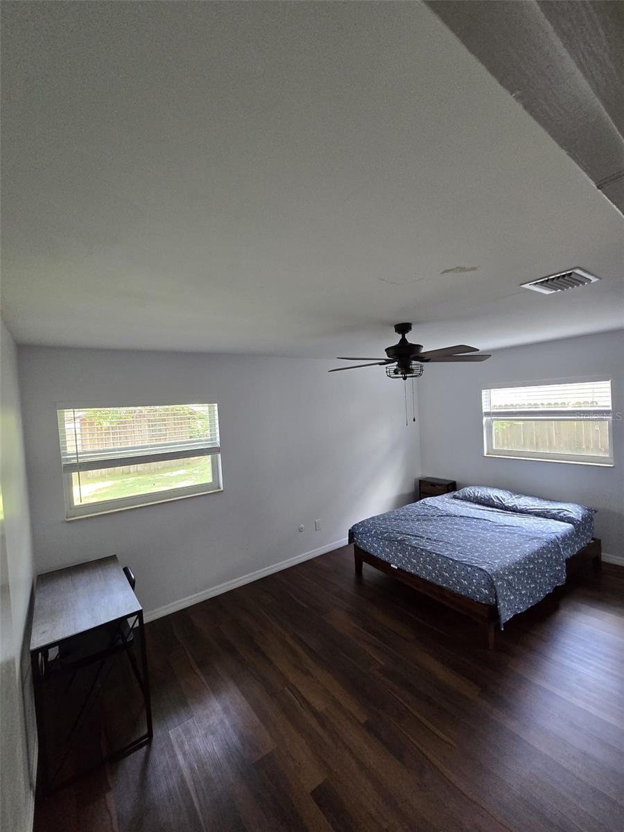 Image 4 of 11 For 11821 Vera Avenue