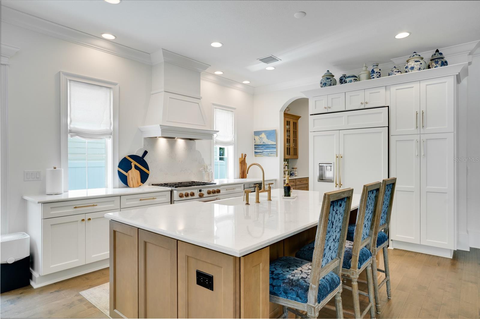 Image 17 of 65 For 605 25th Avenue N