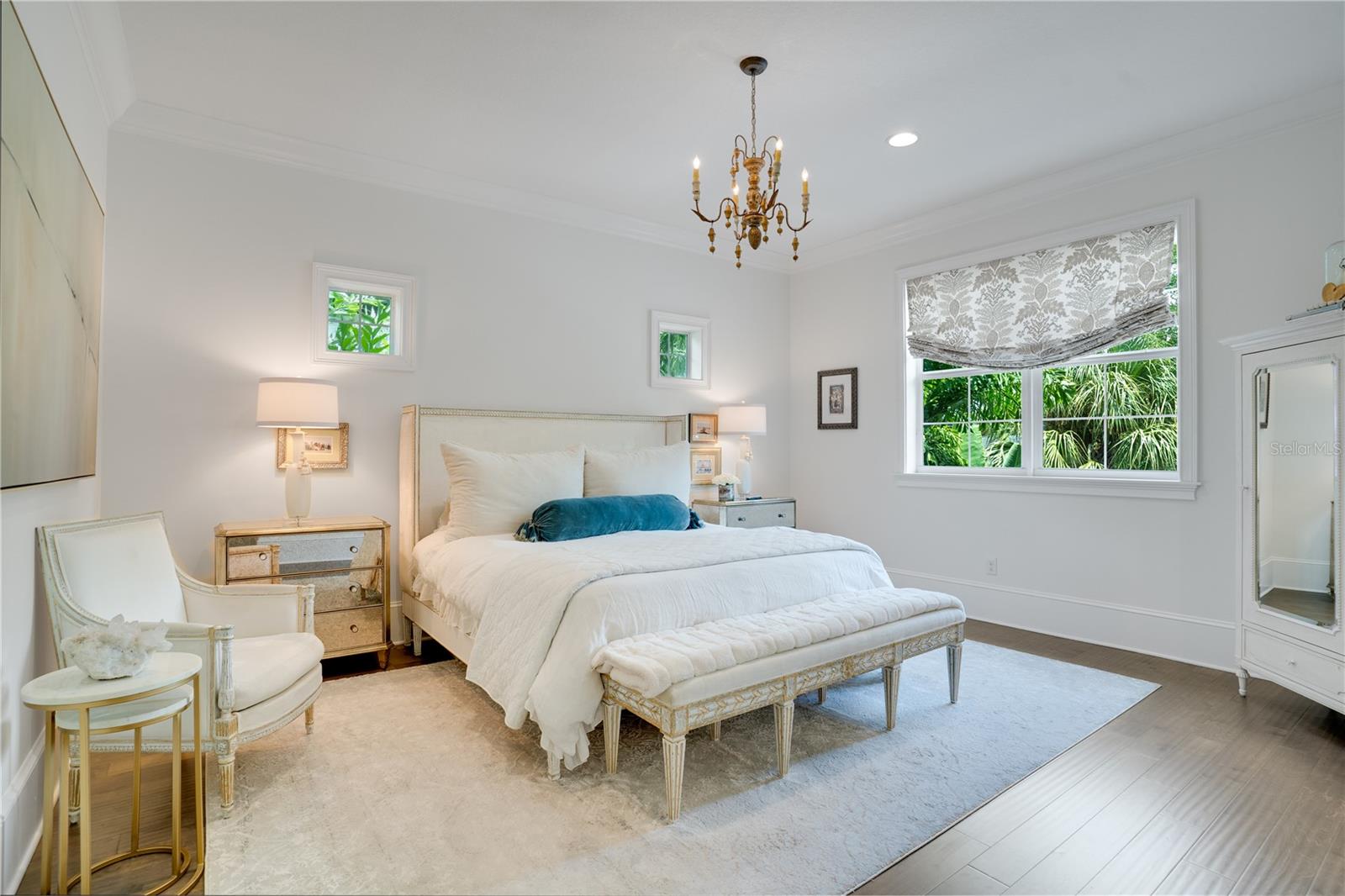 Image 28 of 65 For 605 25th Avenue N