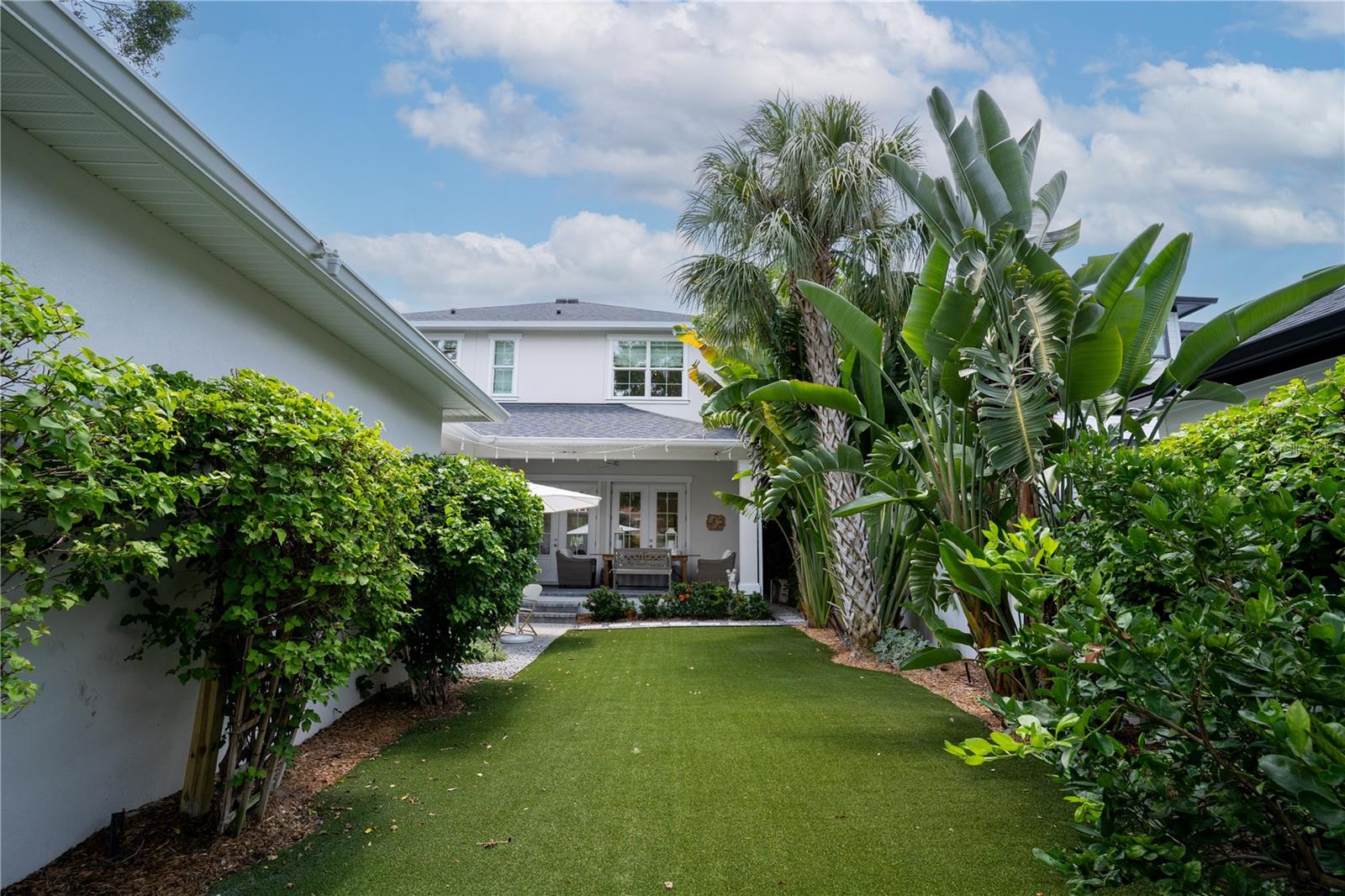 Image 52 of 65 For 605 25th Avenue N