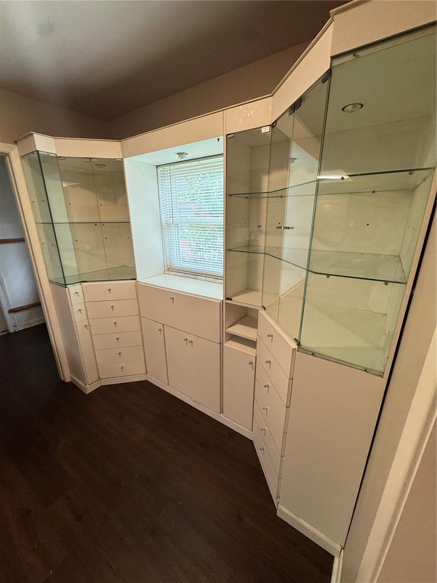 Image 10 of 20 For 14706 Carnation Drive