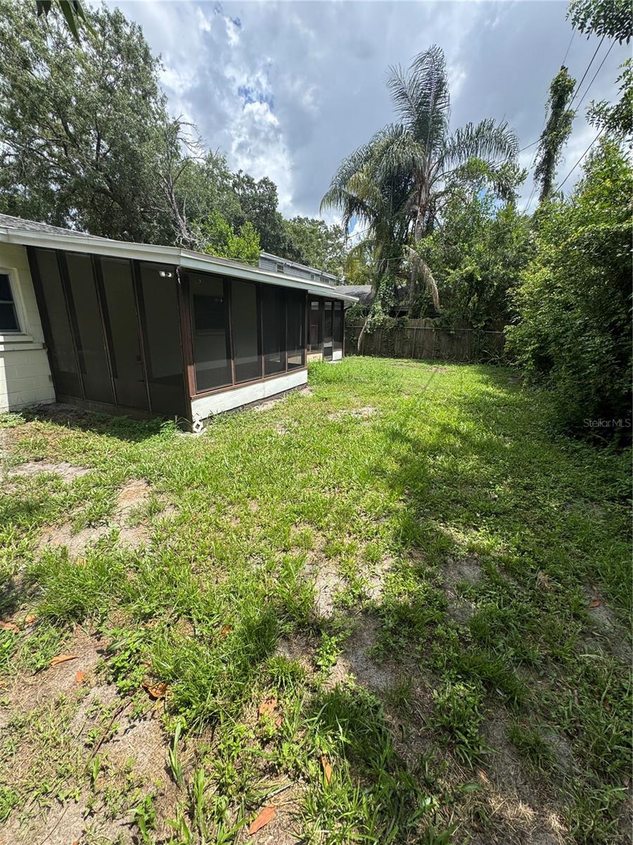 Image 20 of 20 For 14706 Carnation Drive