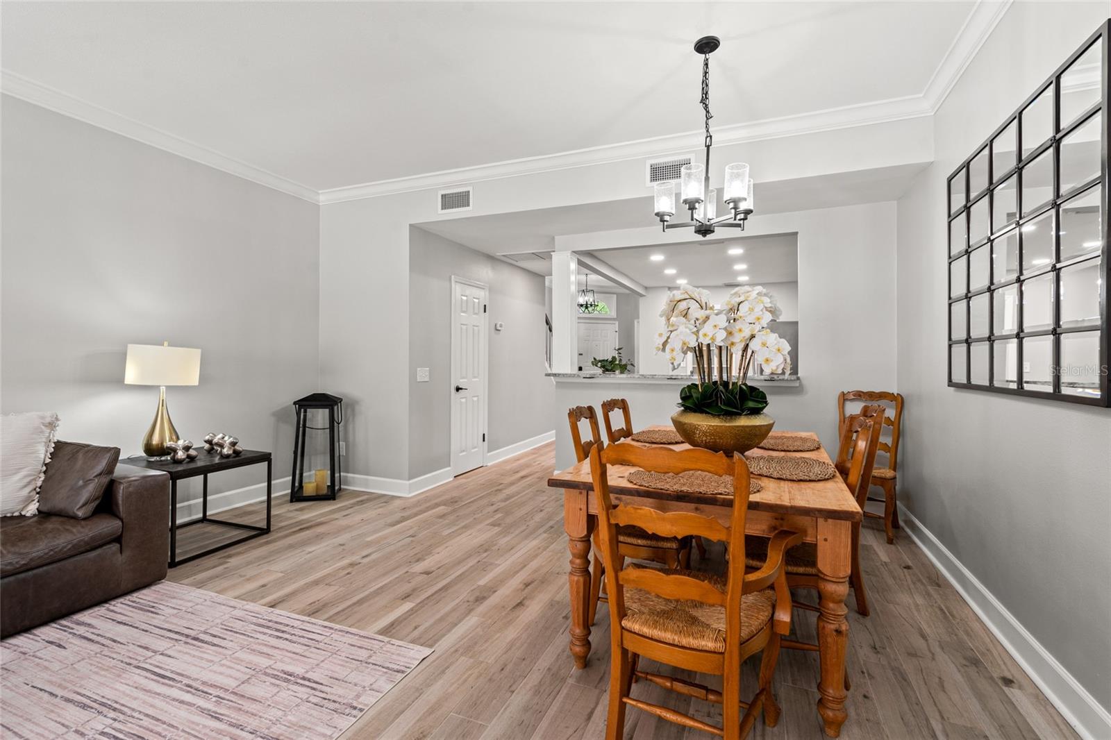 Image 18 of 44 For 1508 Bay Villa Place B
