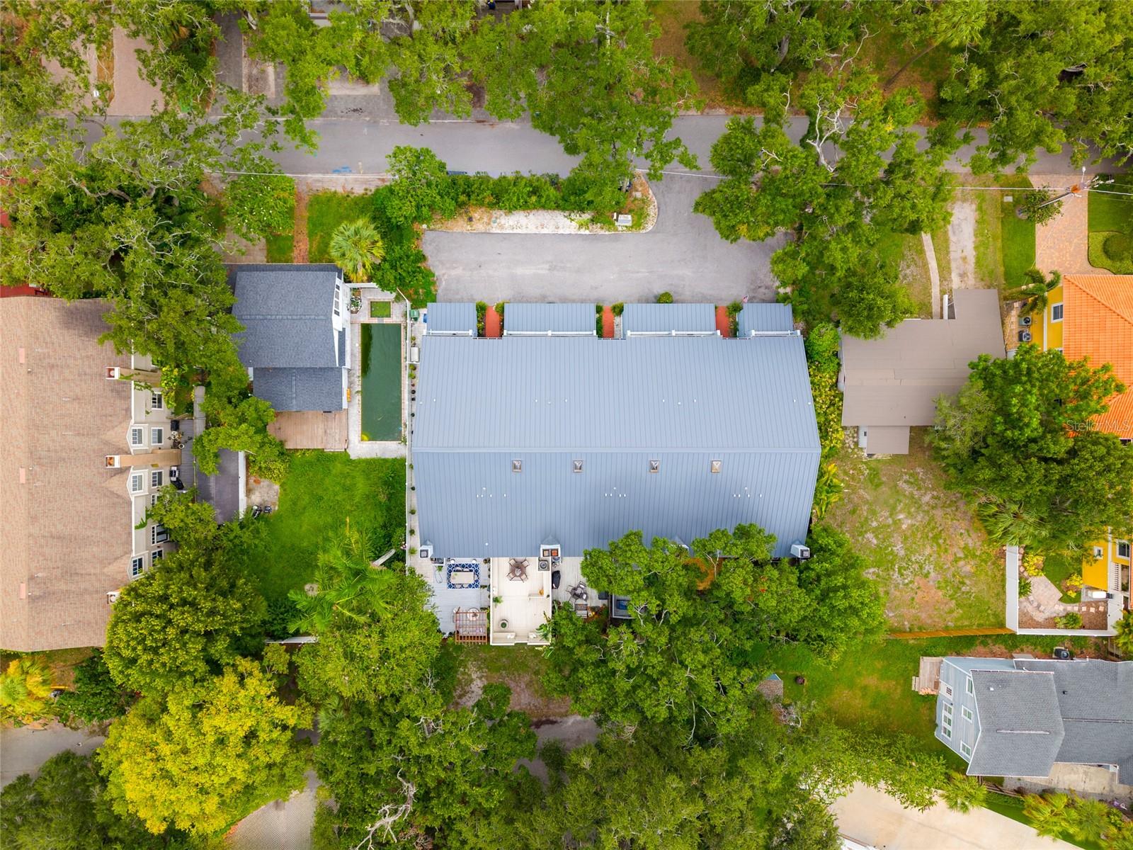 Image 36 of 44 For 1508 Bay Villa Place B