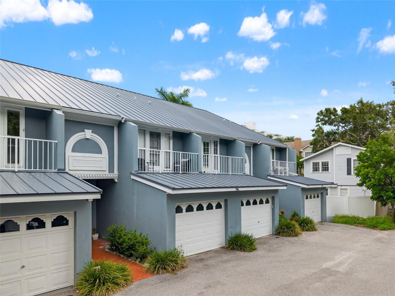 Image 39 of 44 For 1508 Bay Villa Place B
