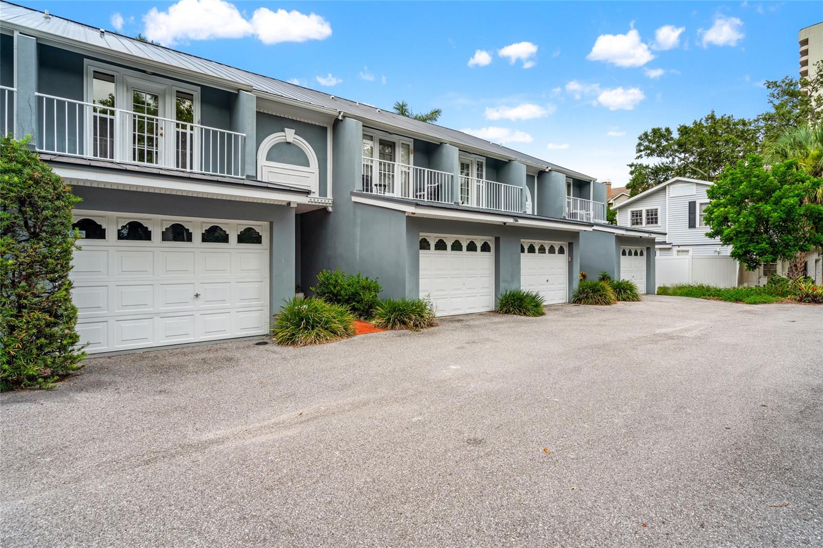 Image 40 of 44 For 1508 Bay Villa Place B