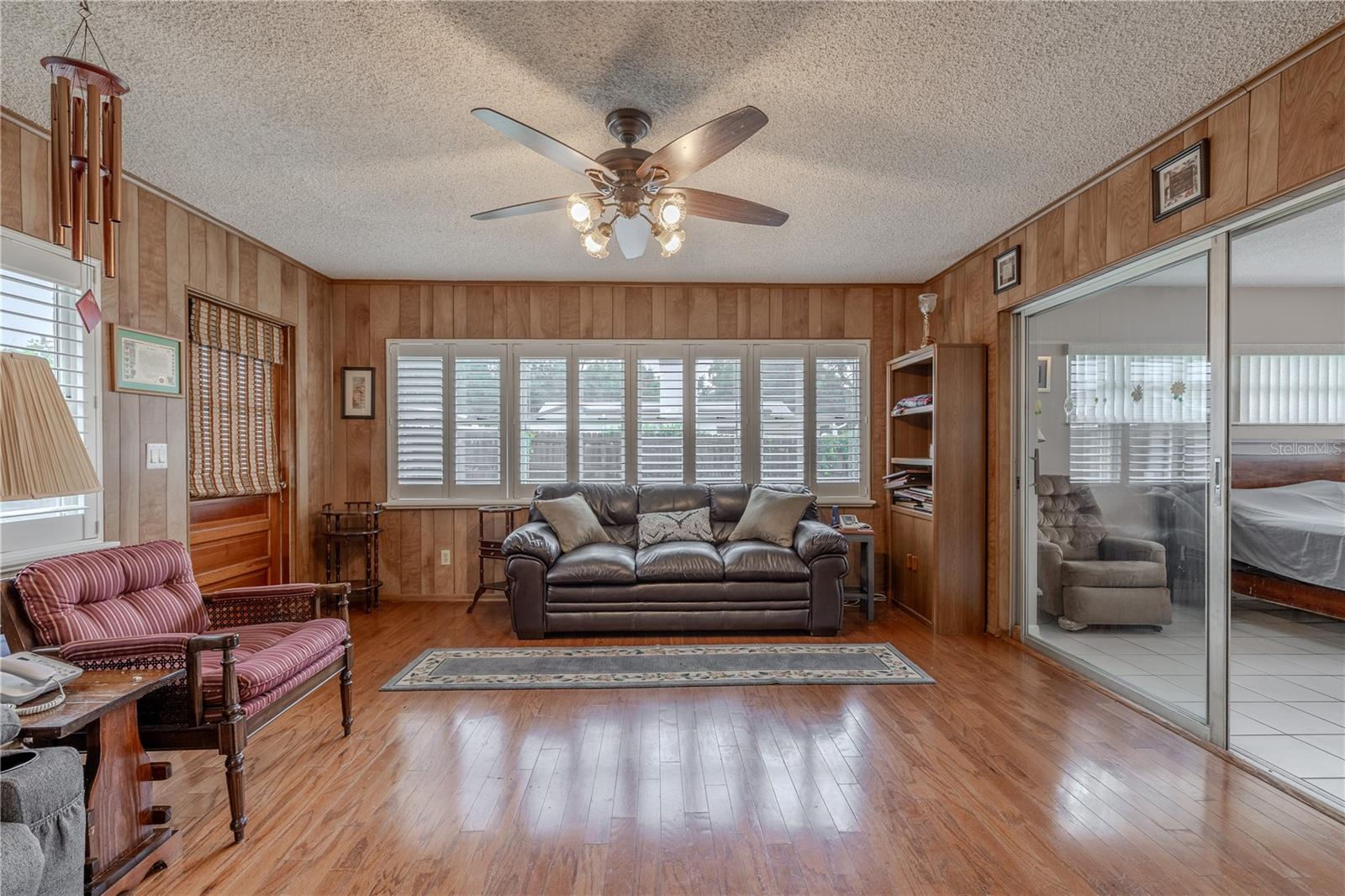 Image 12 of 32 For 404 Ocean Court