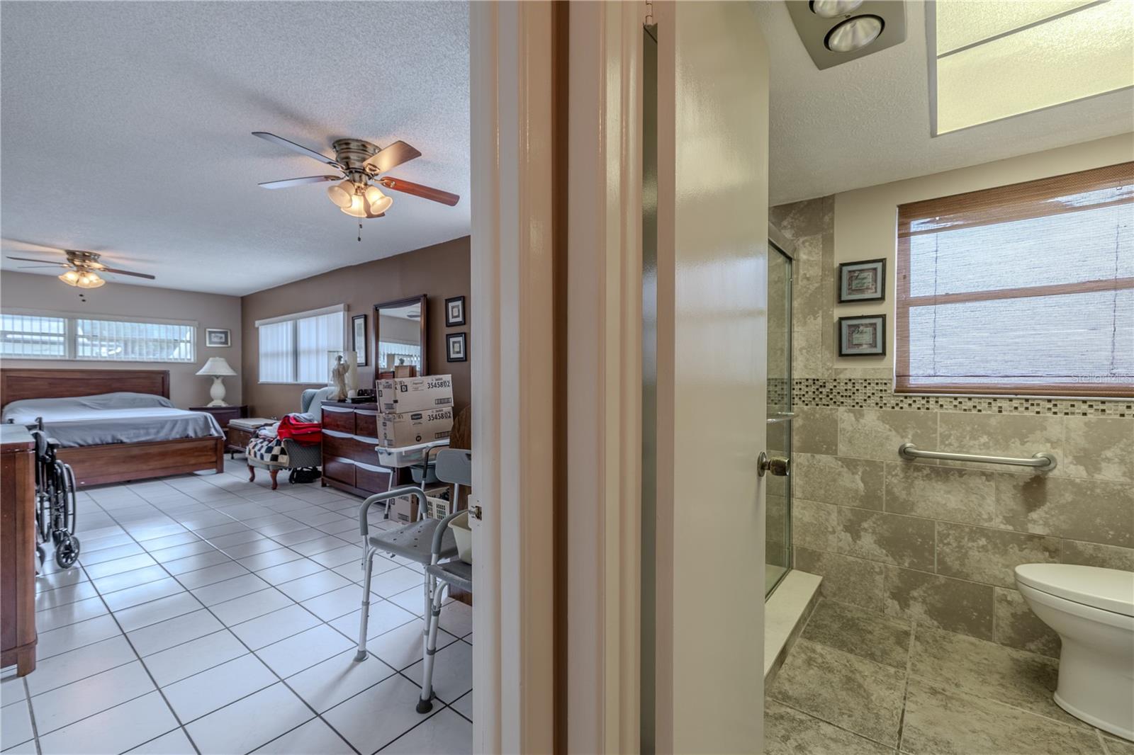 Image 19 of 32 For 404 Ocean Court