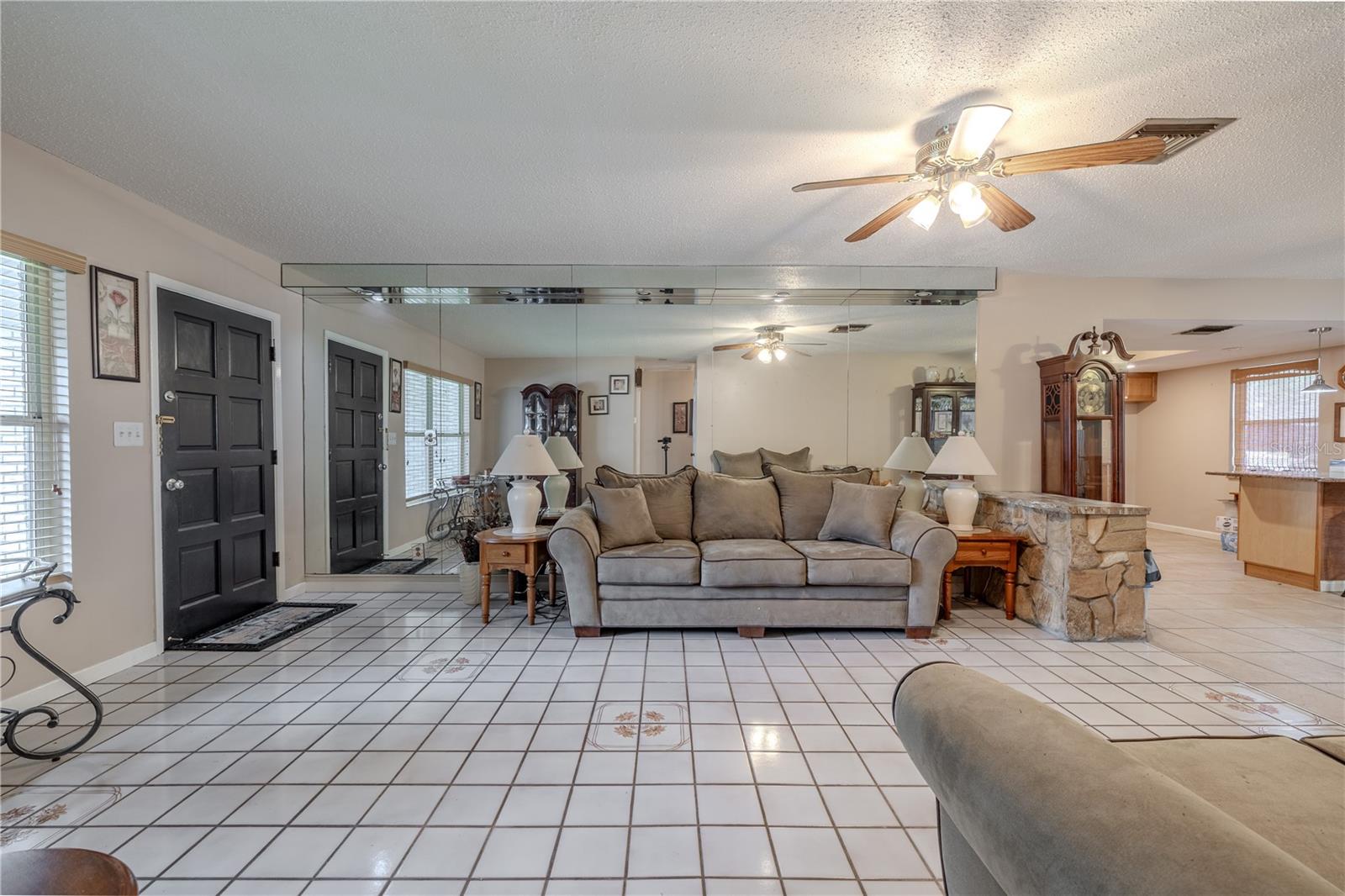 Image 4 of 32 For 404 Ocean Court