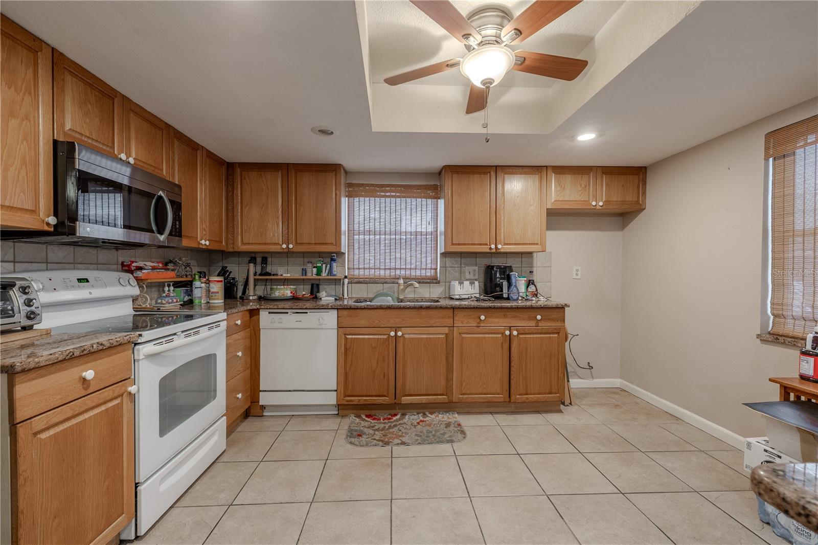Image 9 of 32 For 404 Ocean Court
