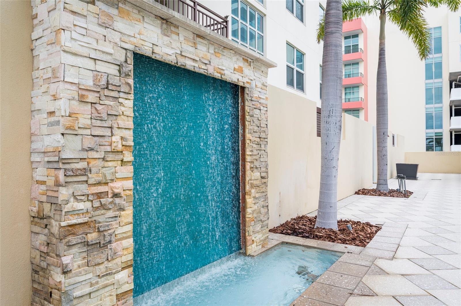 Listing photo id 58 for 1227 Madison Street 805n