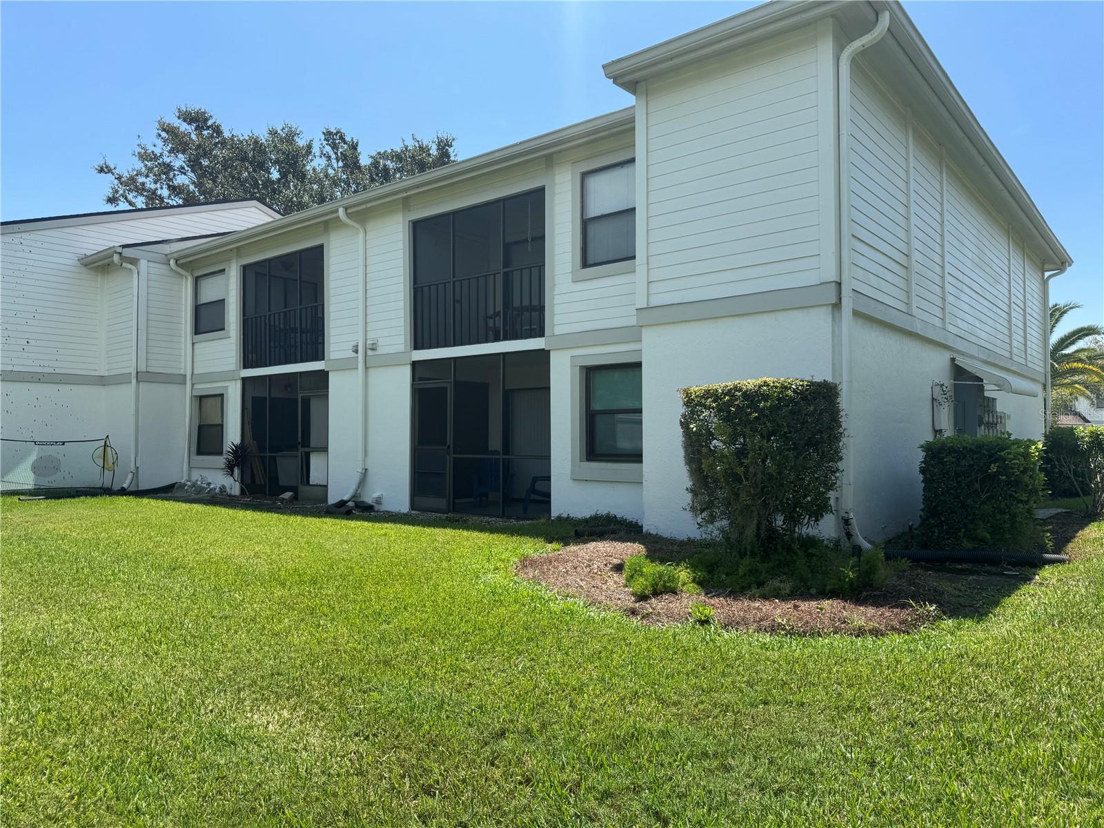 Image 20 of 26 For 115 Windward Place 15