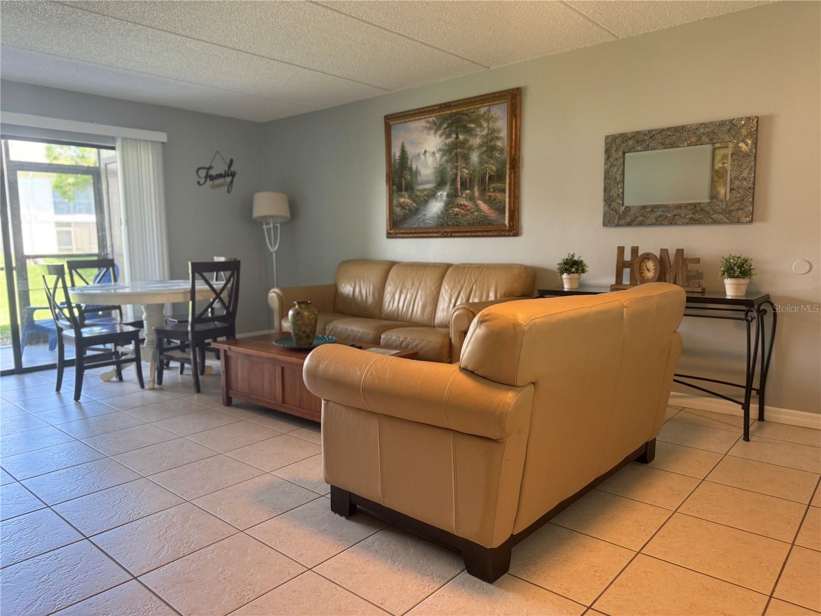 Image 6 of 26 For 115 Windward Place 15