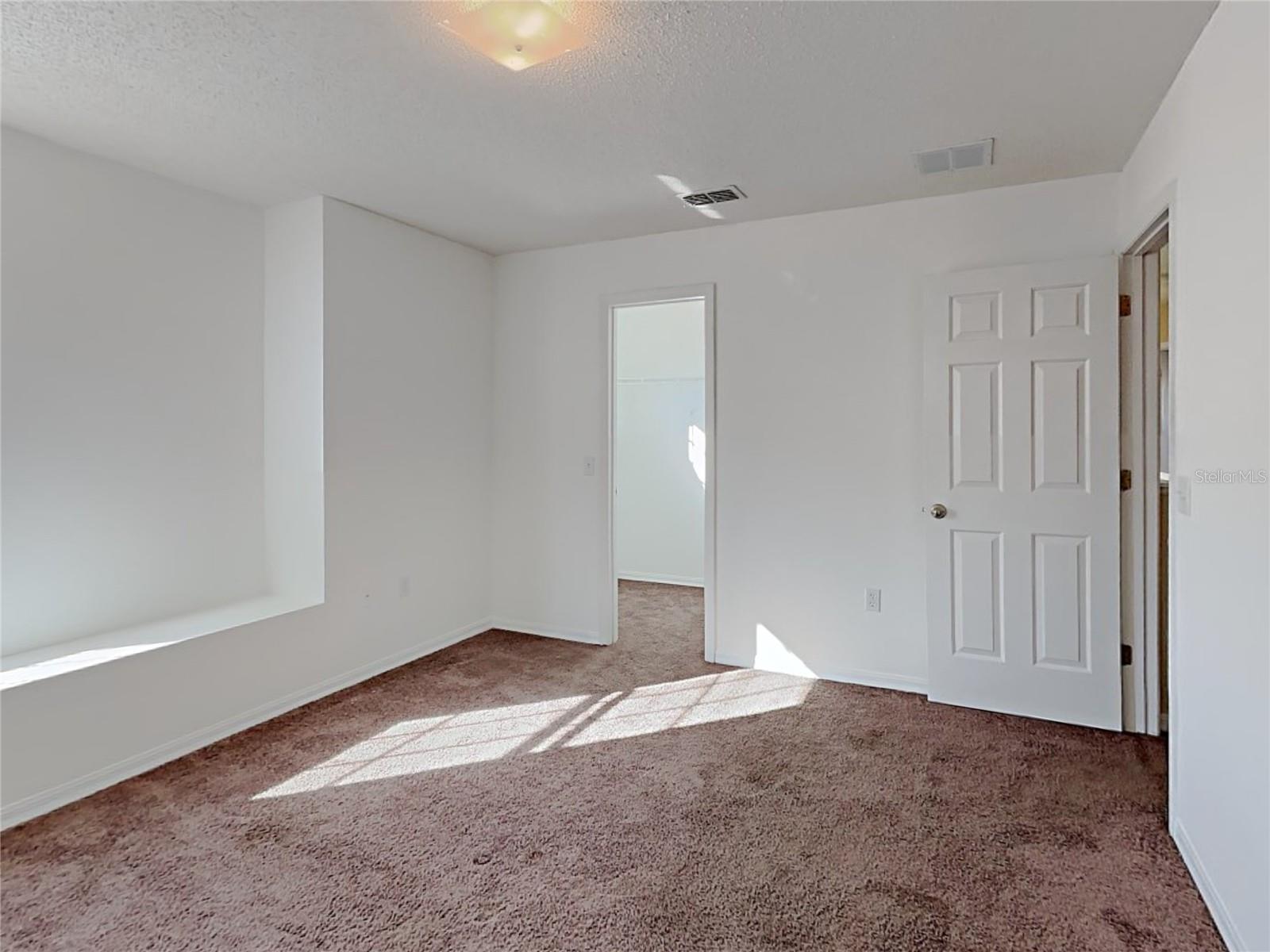 Image 15 of 26 For 47 Altera Court