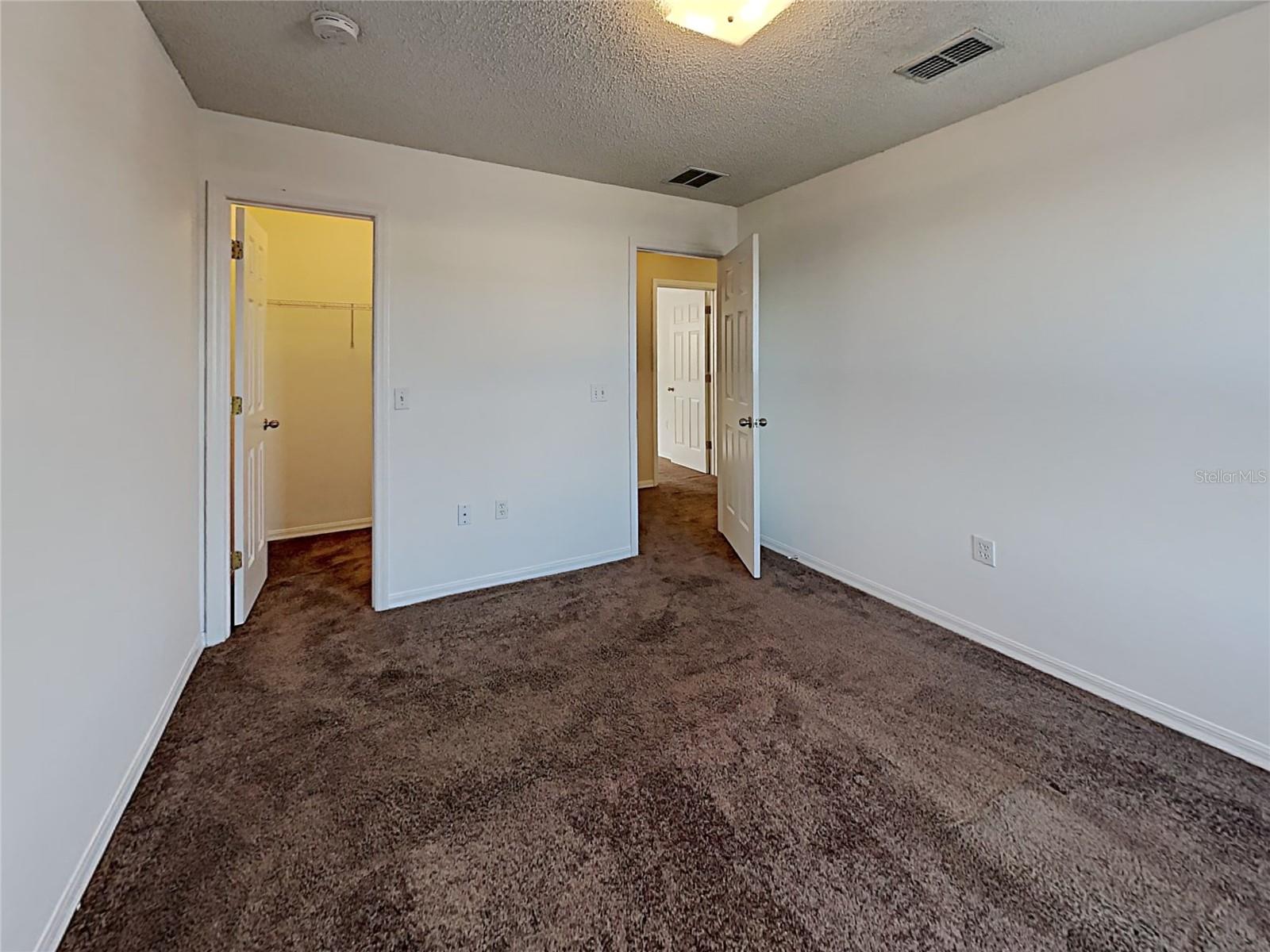 Image 18 of 26 For 47 Altera Court