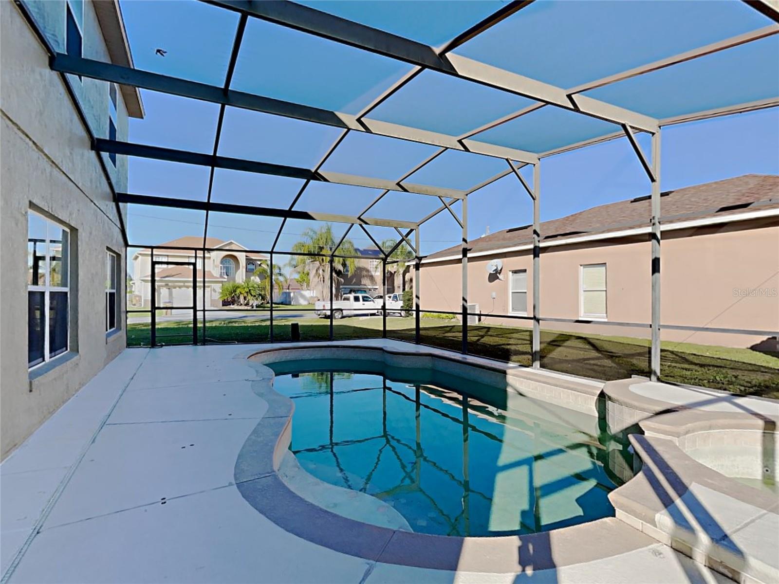 Image 24 of 26 For 47 Altera Court