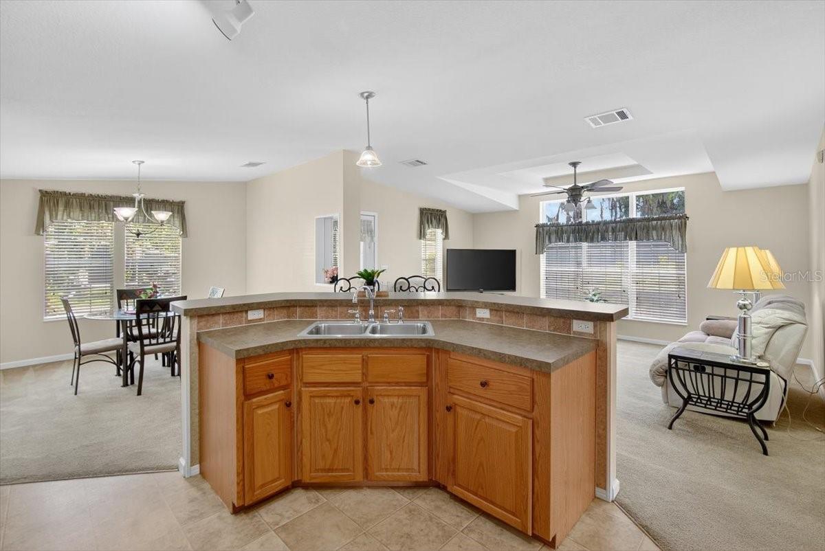 Image 13 of 54 For 4703 Coral Street
