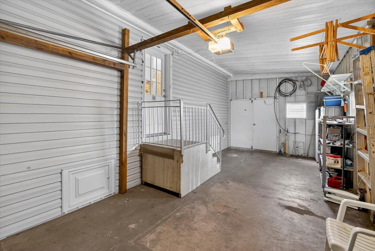 Image 39 of 54 For 4703 Coral Street