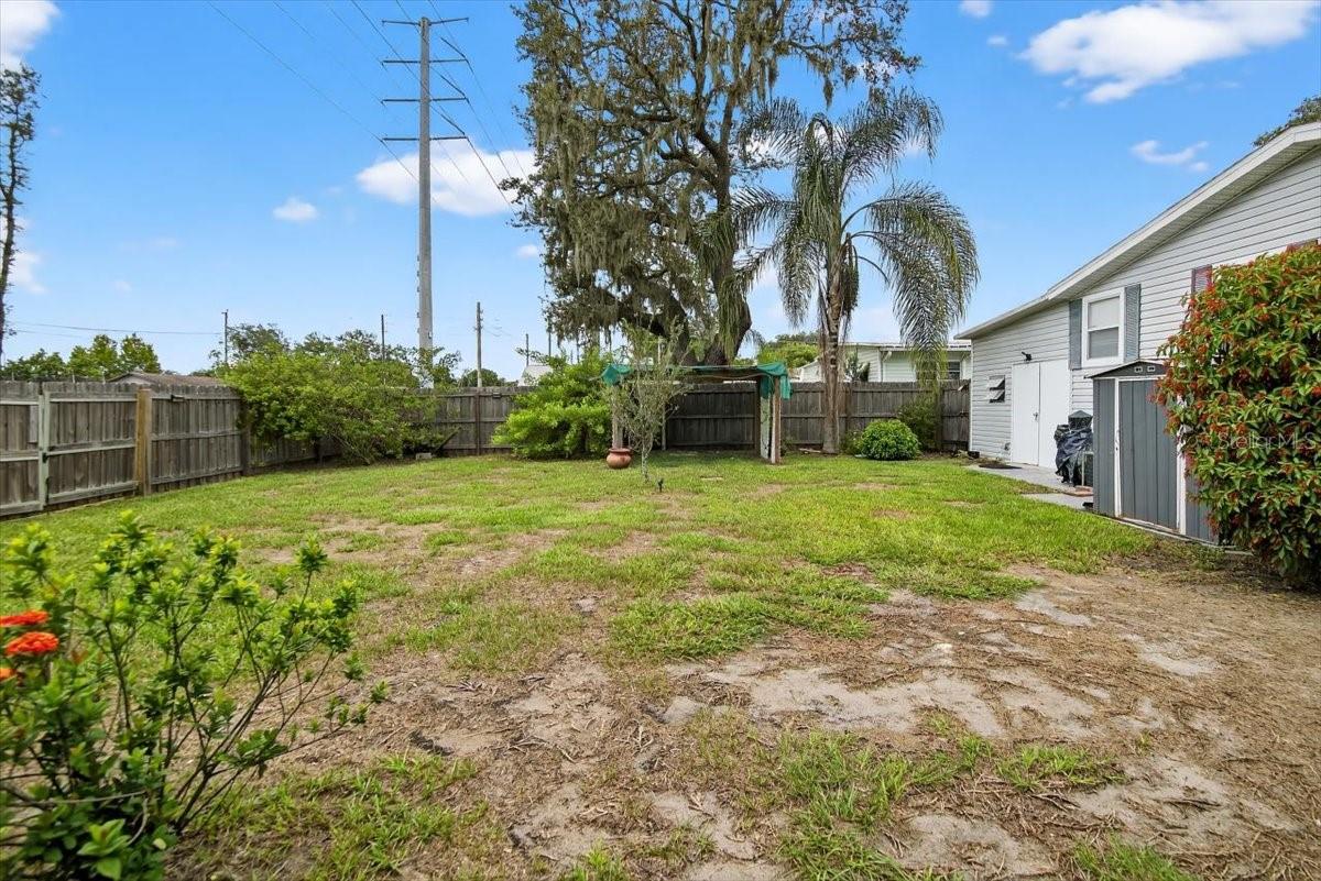 Image 44 of 54 For 4703 Coral Street