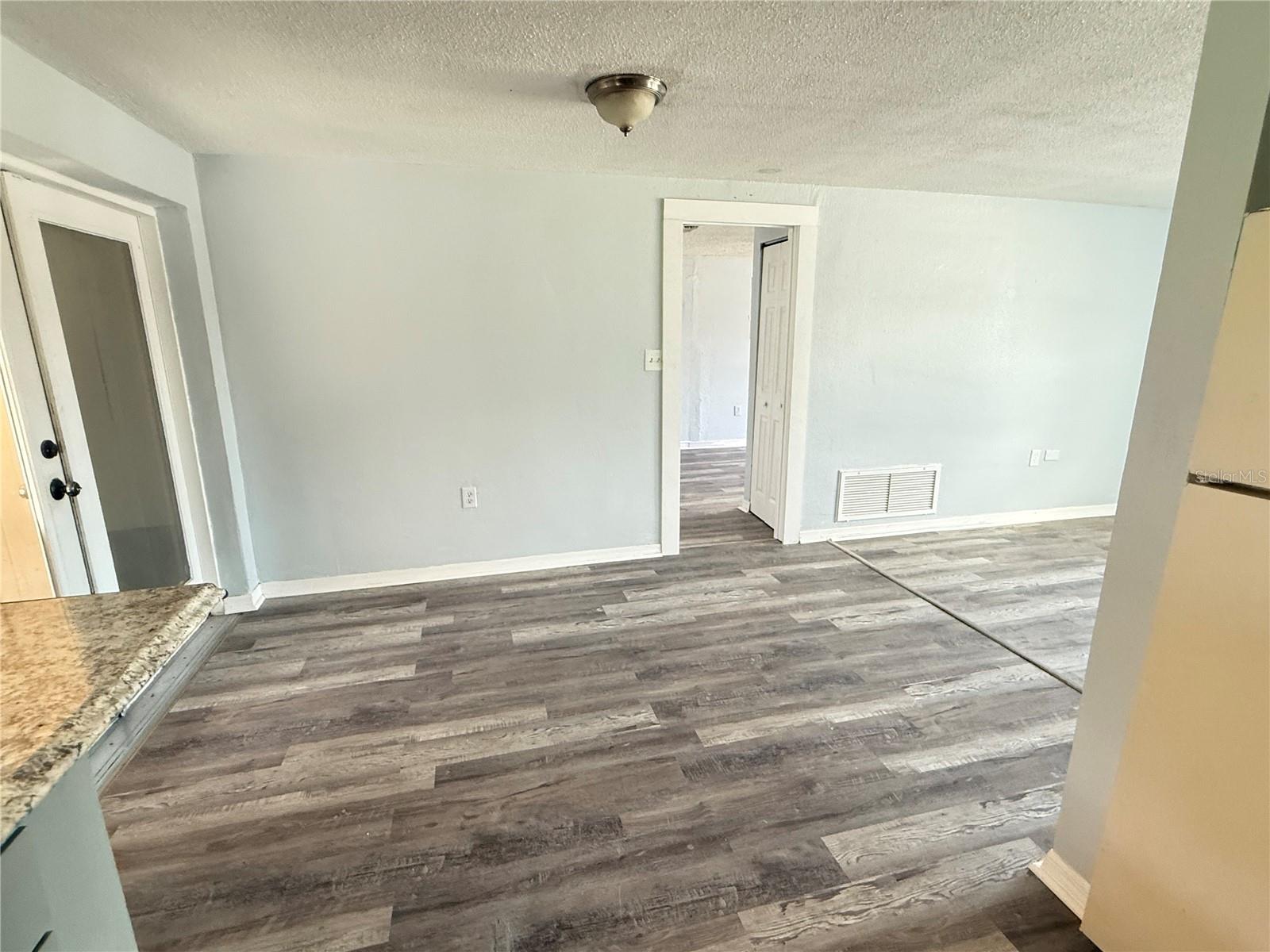 Image 10 of 33 For 7236 San Carlos Drive