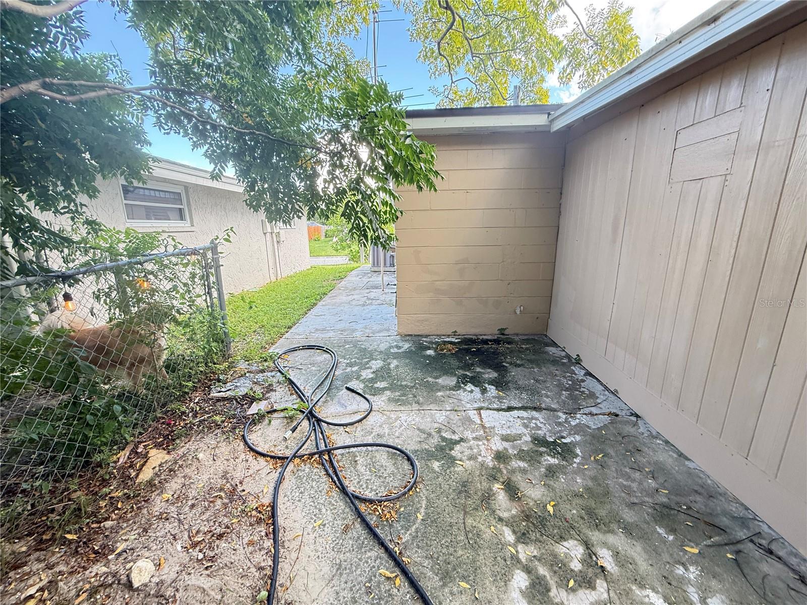 Image 11 of 33 For 7236 San Carlos Drive