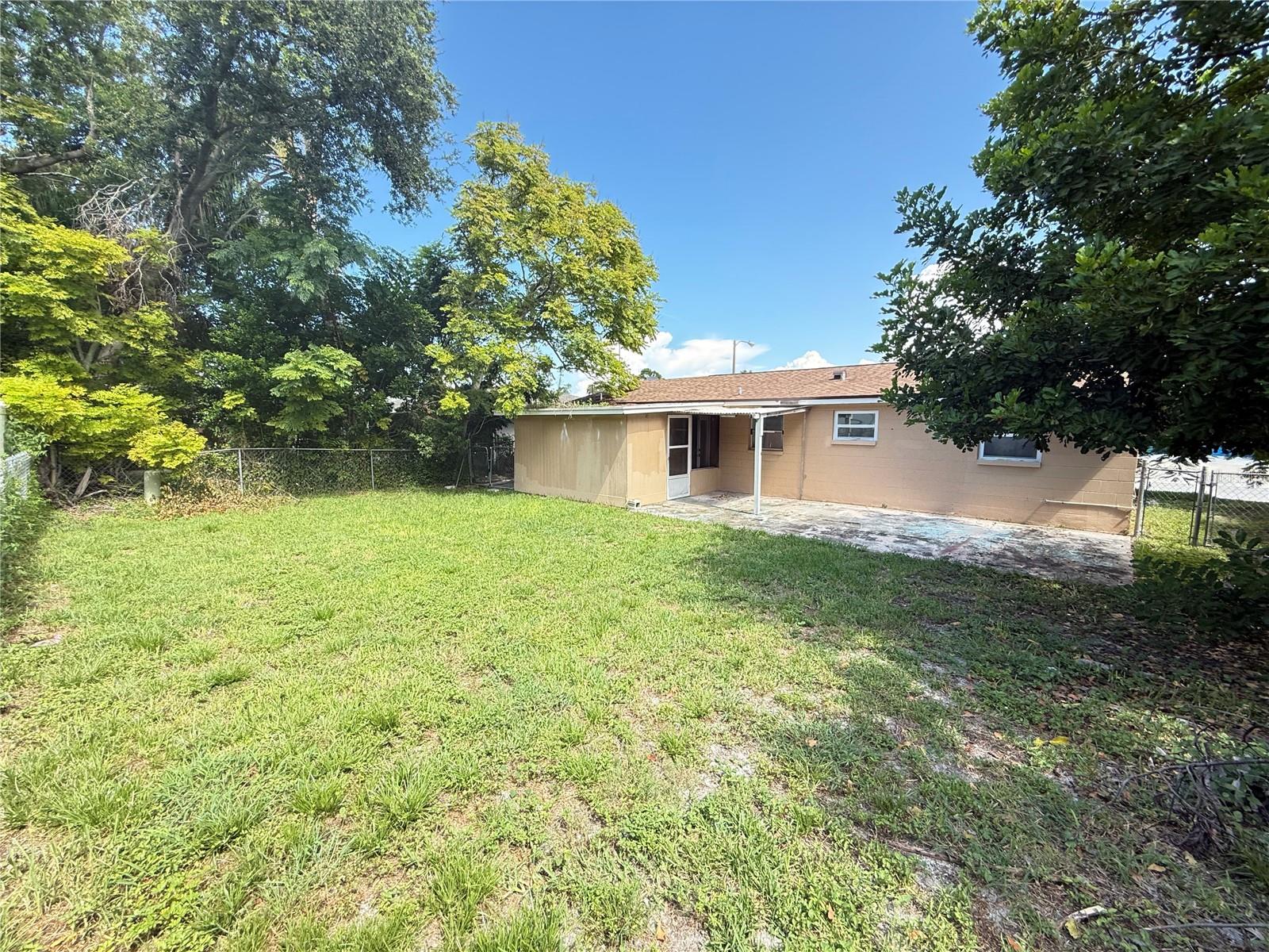 Image 15 of 33 For 7236 San Carlos Drive