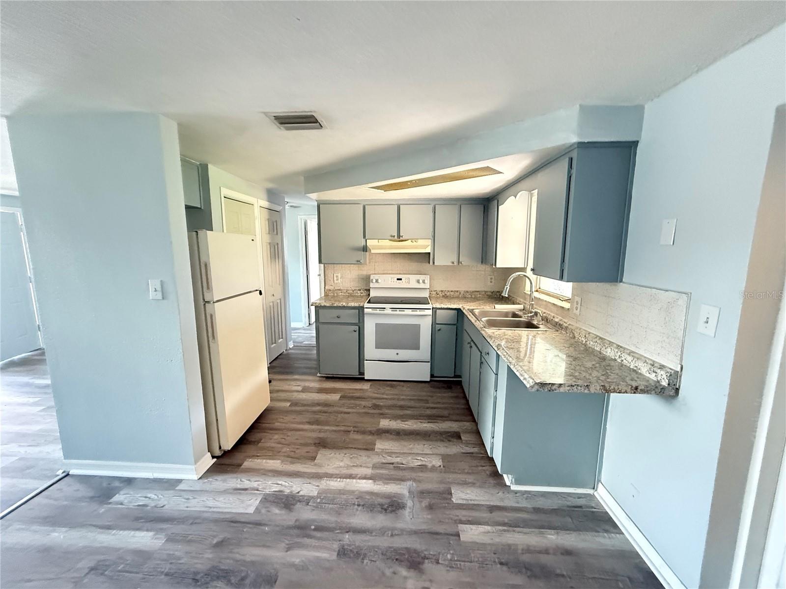 Image 21 of 33 For 7236 San Carlos Drive