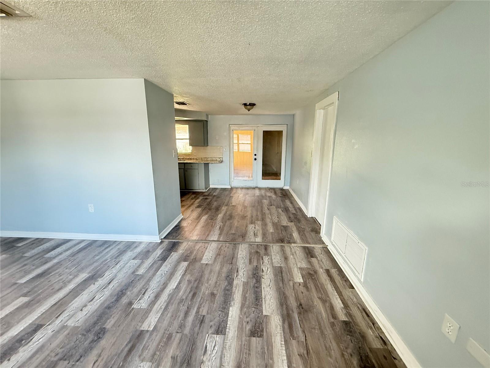 Image 22 of 33 For 7236 San Carlos Drive