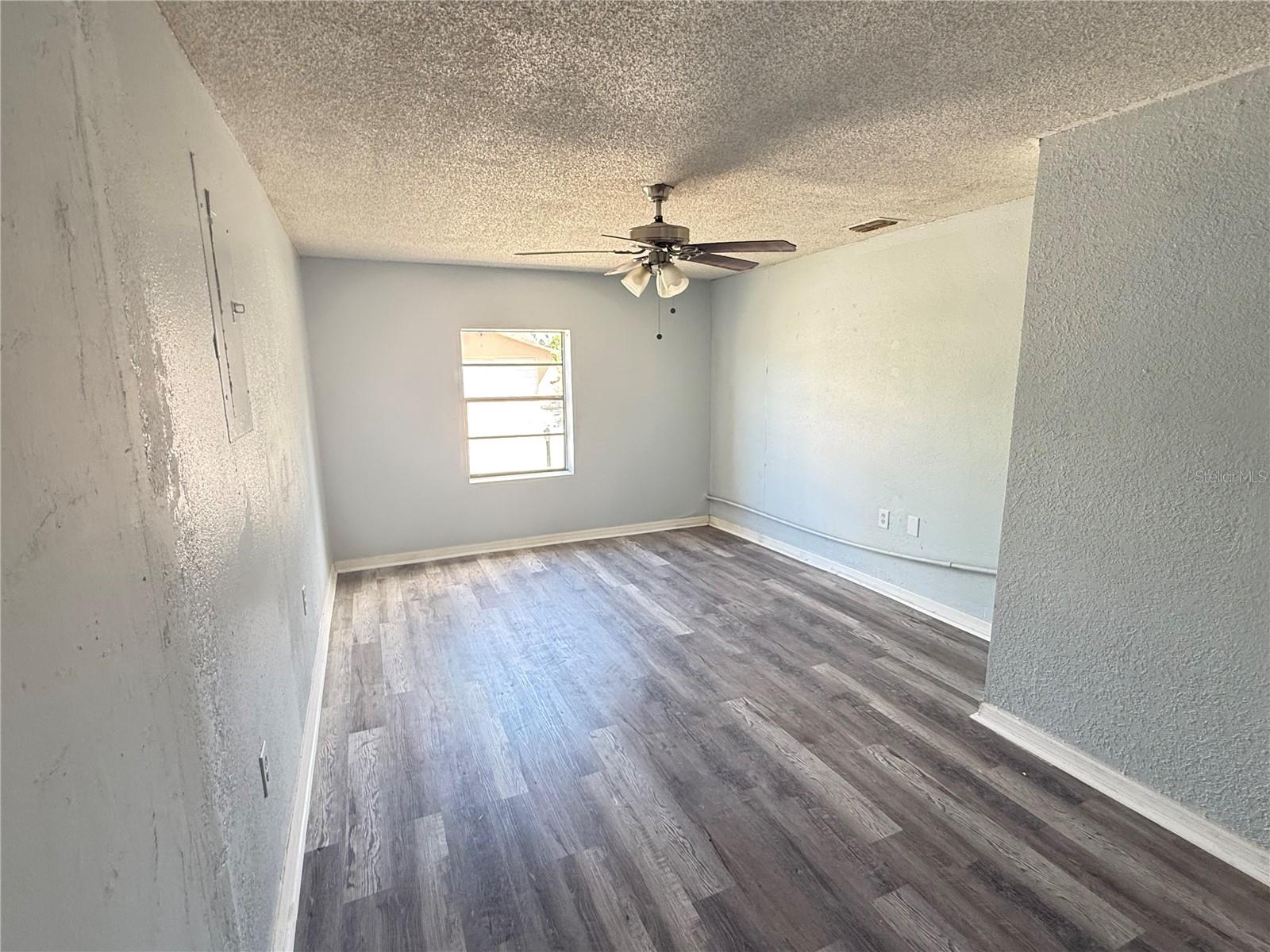 Image 3 of 33 For 7236 San Carlos Drive